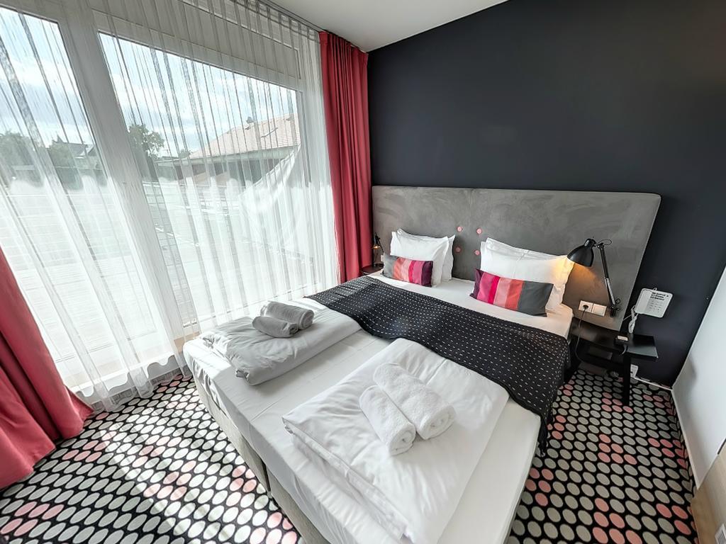 Hotel Bonvino Badacsony Badacsonytomaj Oda fotoğraf
